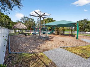 4357 Magnolia Ridge Dr, Weston FL 33331