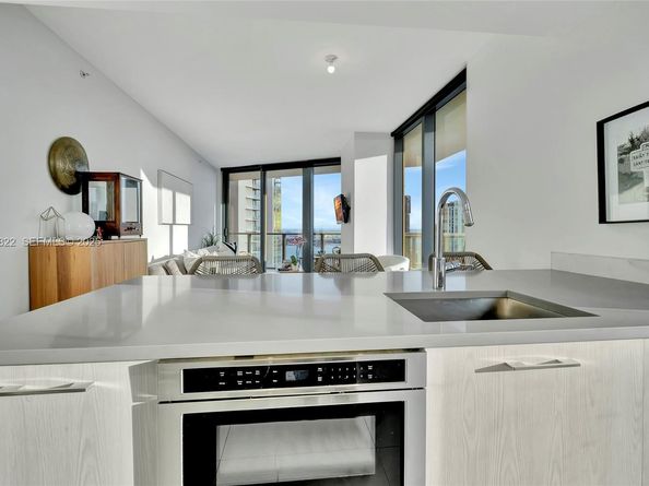501 NE 31st St 3708, Miami FL 33137