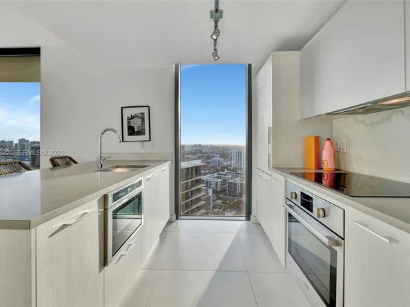 501 NE 31st St 3708, Miami FL 33137