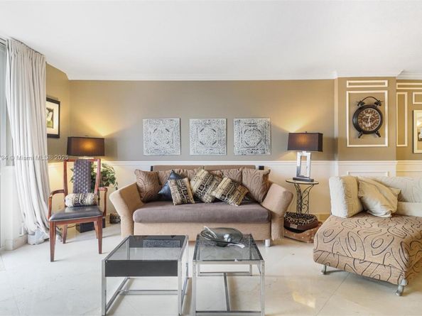 1865 S Ocean Dr 18G, Hallandale Beach FL 33009