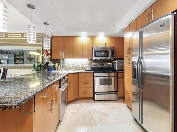 1865 S Ocean Dr 18G, Hallandale Beach FL 33009