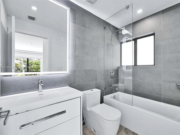 200 Sunrise Dr 200C, Key Biscayne FL 33149