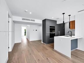200 Sunrise Dr 200C, Key Biscayne FL 33149