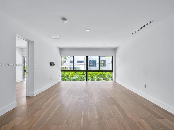 200 Sunrise Dr 200C, Key Biscayne FL 33149