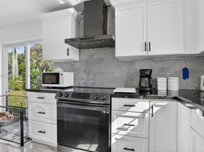 681 NW 21st St, Pompano Beach FL 33060