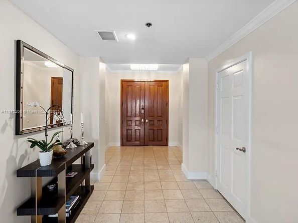 2124 Fisher Island Dr 2124, Miami Beach FL 33109