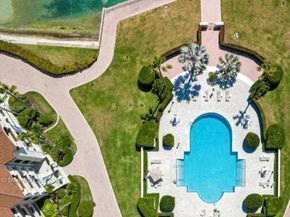 2124 Fisher Island Dr 2124, Miami Beach FL 33109