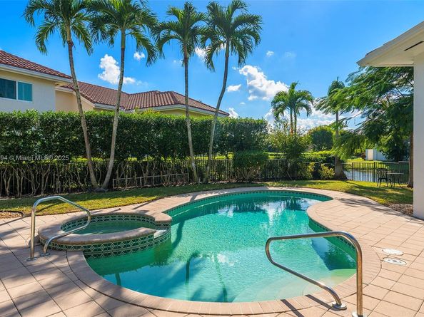 6451 NW 32nd Way, Boca Raton FL 33496