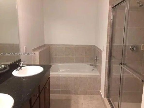 11332 SW 15th St, Pembroke Pines FL 33025