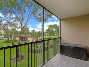550 SW 137th Ave 208L, Pembroke Pines FL 33027