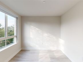 2555 NE 193rd St 2224, Miami FL 33180