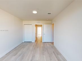 2555 NE 193rd St 2224, Miami FL 33180