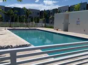 2555 NE 193rd St 2224, Miami FL 33180