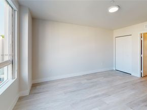2555 NE 193rd St 2224, Miami FL 33180
