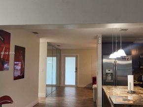 4711 NW 178th Ter, Miami Gardens FL 33055