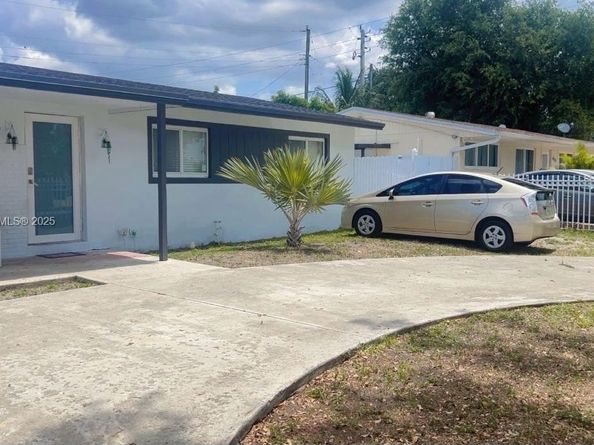 4711 NW 178th Ter, Miami Gardens FL 33055