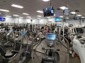 100 Lakeview Dr 108, Weston FL 33326