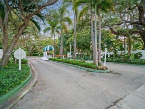 770 NE 69th St 2H, Miami FL 33138
