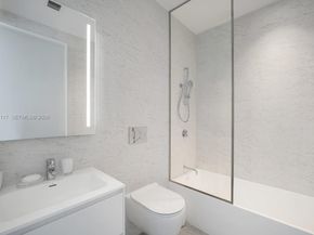 2000 S Ocean Dr 17A, Hallandale Beach FL 33009