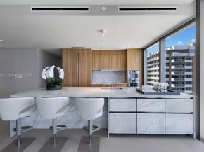 2000 S Ocean Dr 17A, Hallandale Beach FL 33009