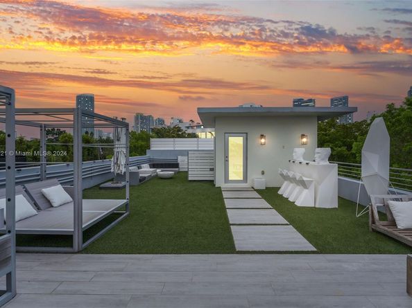 1510 SW 4th Ave, Miami FL 33129