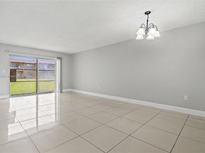 301 NW 177th St 104, Miami Gardens FL 33169