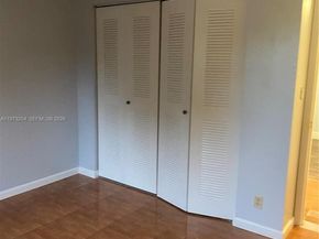 706 Gardens Dr 101, Pompano Beach FL 33069