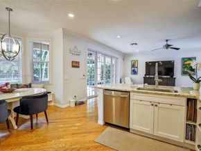 3989 Pinewood Ln, Weston FL 33331