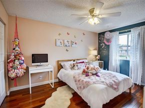3989 Pinewood Ln, Weston FL 33331
