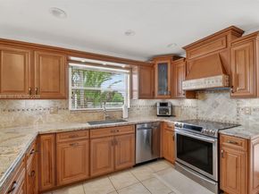 7753 Cedar Hurst Ct, Lake Worth FL 33467