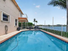 7753 Cedar Hurst Ct, Lake Worth FL 33467