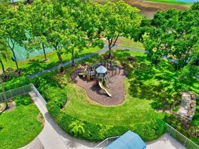7753 Cedar Hurst Ct, Lake Worth FL 33467