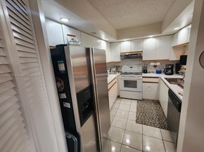 300 SW 130th Ter 412B, Pembroke Pines FL 33027