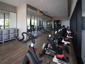 5300 Paseo Blvd 812, Doral FL 33166