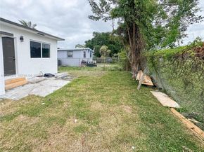 1822 NW 66th St, Miami FL 33147