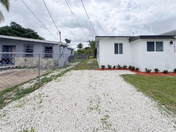 1822 NW 66th St, Miami FL 33147
