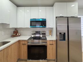 1822 NW 66th St, Miami FL 33147