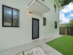 972 SW 44th Ave, Miami FL 33134