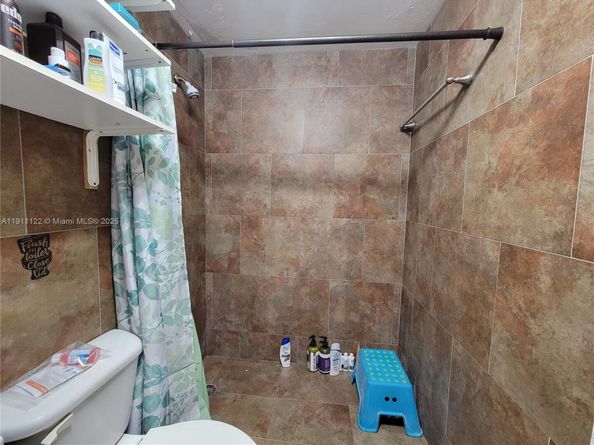 6722 NW 192nd Ln, Hialeah FL 33015