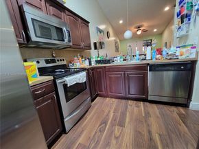 6722 NW 192nd Ln, Hialeah FL 33015