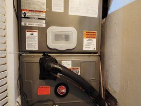 6722 NW 192nd Ln, Hialeah FL 33015