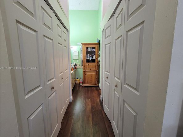 6722 NW 192nd Ln, Hialeah FL 33015