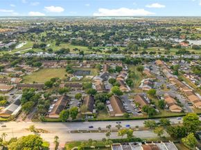 6722 NW 192nd Ln, Hialeah FL 33015