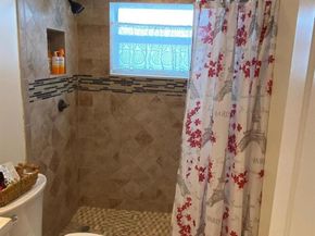 219 Lakeview 102 Avenue 102, Lantana FL 33462