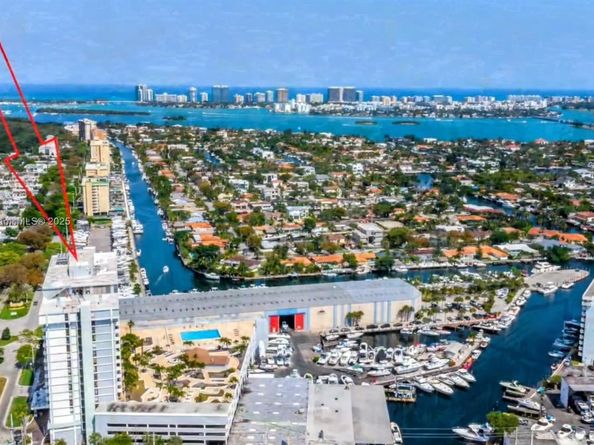 13499 Biscayne Blvd 612, North Miami FL 33181