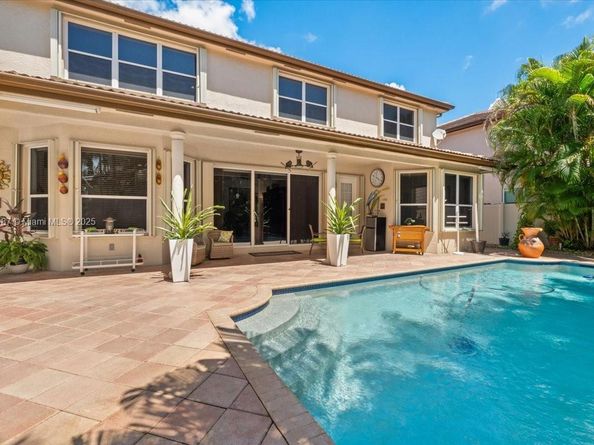 17492 SW 35th St, Miramar FL 33029