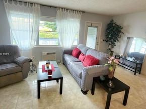 198 Tilford J 198, Deerfield Beach FL 33442