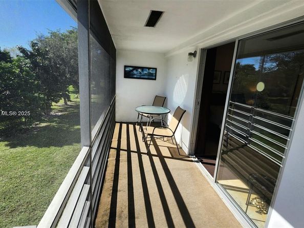 198 Tilford J 198, Deerfield Beach FL 33442