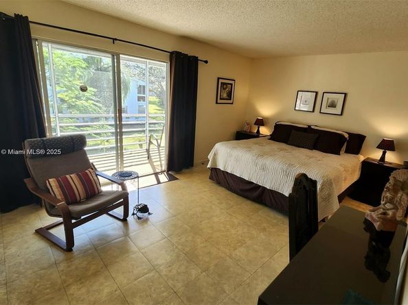 198 Tilford J 198, Deerfield Beach FL 33442