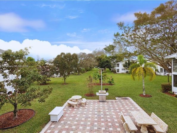 198 Tilford J 198, Deerfield Beach FL 33442